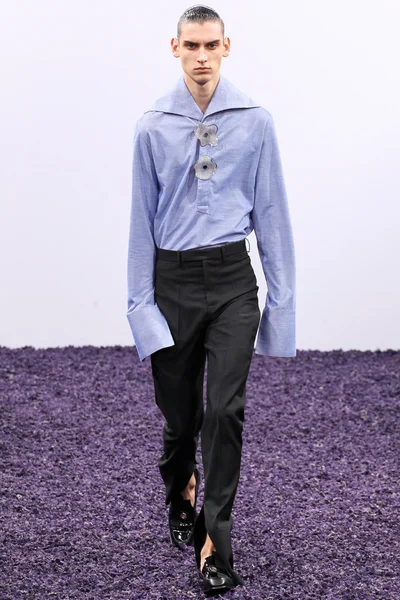 Look 29